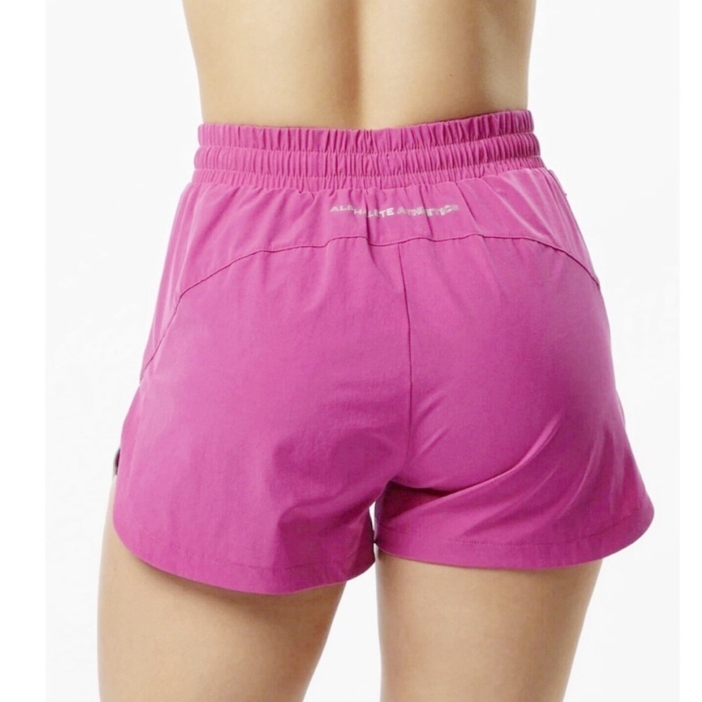 Alphalete Athletic Hot Pink Shorts 3” Built in Biker Shorts Size Small - Picture 8 of 9